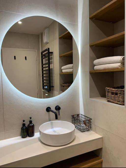 Appartement Oslo - Страсбург Екстериор снимка